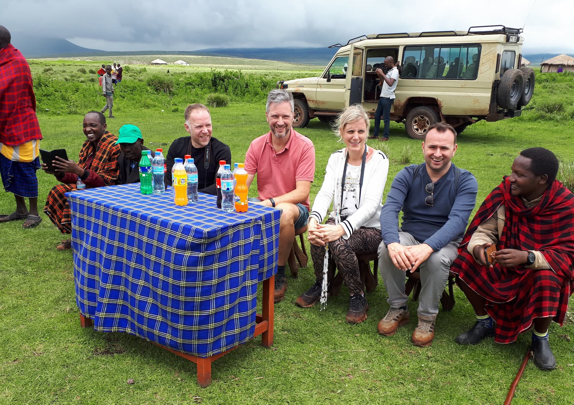 Mario Sigmans en Anke Manse samen met de Maasai